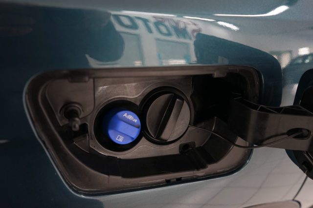 PEUGEOT 5008 31