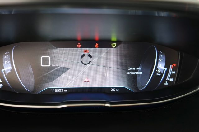 PEUGEOT 5008 50