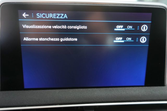 PEUGEOT 5008 53