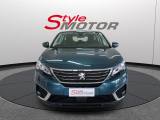 PEUGEOT 5008 0 thumb