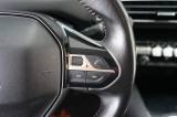 PEUGEOT 5008 43 thumb