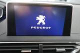 PEUGEOT 5008 48 thumb