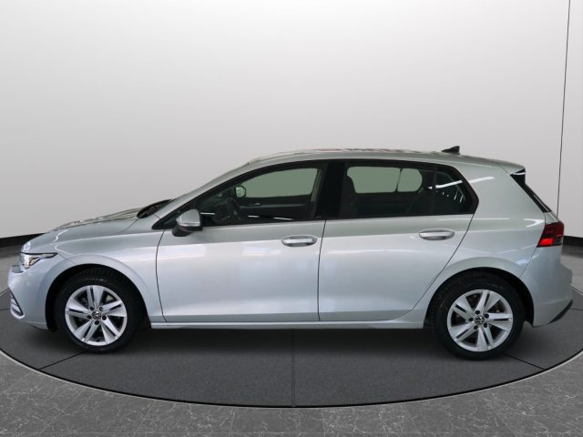 VOLKSWAGEN Golf 27