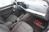 VOLKSWAGEN Golf 8 thumb