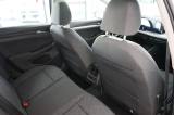 VOLKSWAGEN Golf 43 thumb