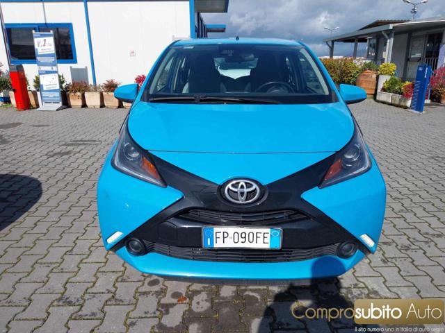 TOYOTA Aygo Blue pastel