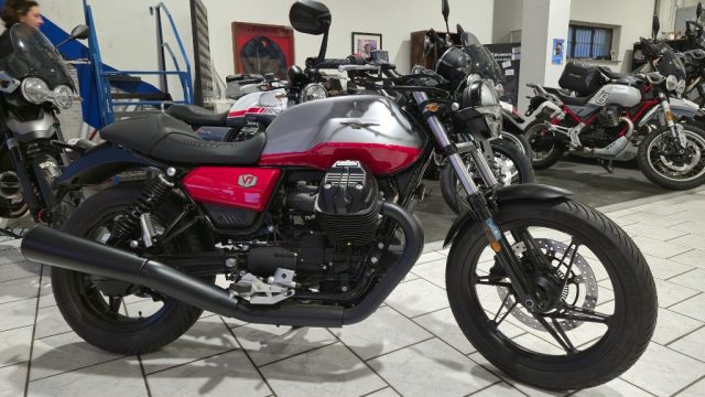 MOTO GUZZI V7 Grigio pastello