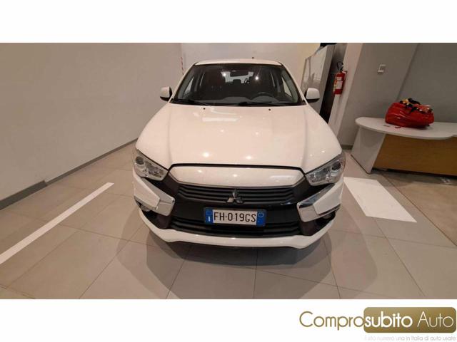 MITSUBISHI ASX Blanc Pastel