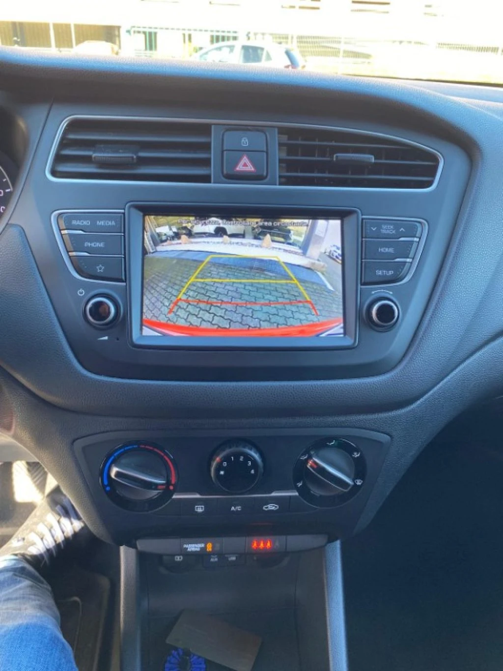 HYUNDAI i20 1.2 5 porte Connectline - 9