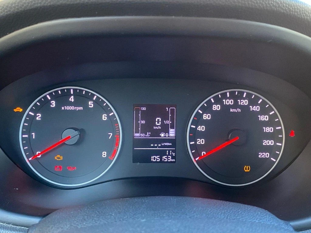HYUNDAI i20 1.2 5 porte Connectline - 10