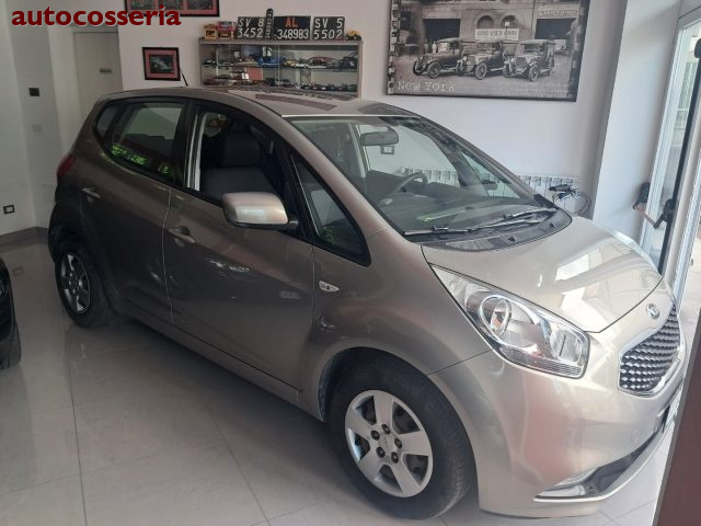KIA Venga Bronzo metallizzato