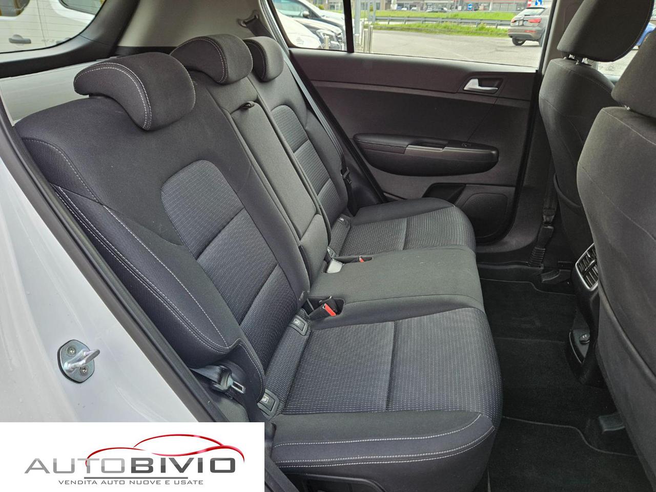 KIA Sportage 1.6 CRDI 136 CV 2WD Mild Hybrid Black Edition - 26