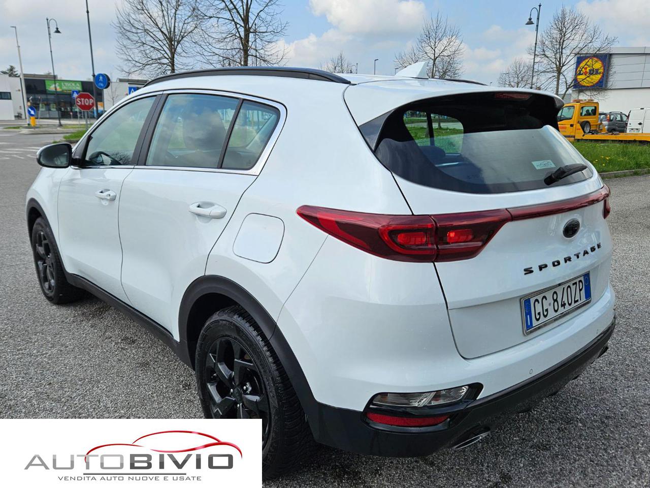 KIA Sportage 1.6 CRDI 136 CV 2WD Mild Hybrid Black Edition - 4
