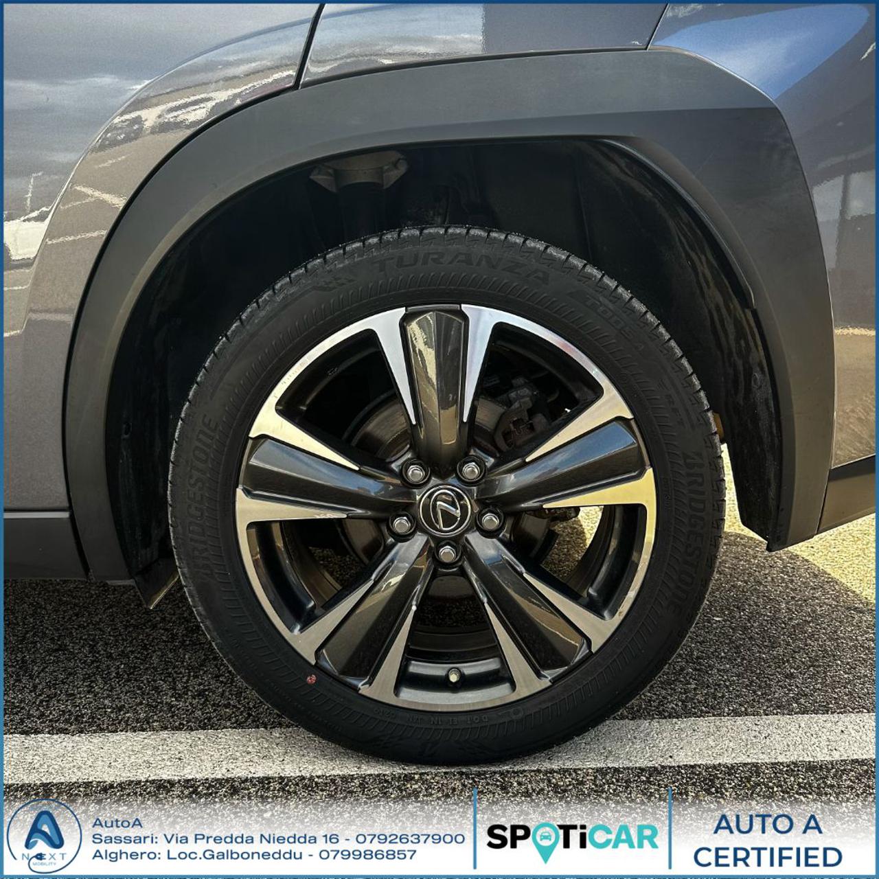 LEXUS UX 250h UX Hybrid 4WD - 30