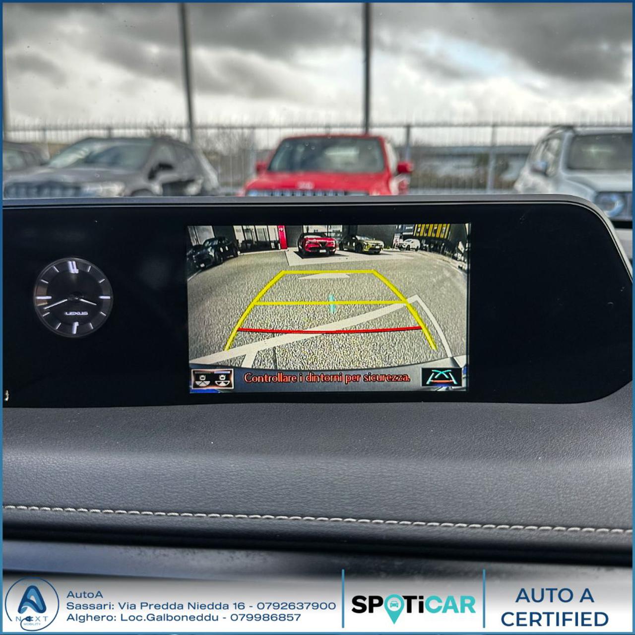 LEXUS UX 250h UX Hybrid 4WD - 27