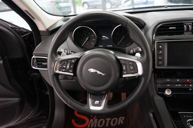 JAGUAR F-Pace 56