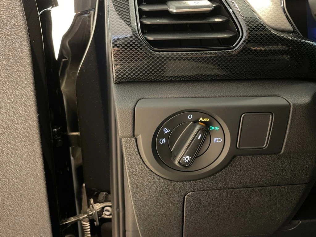 VOLKSWAGEN T-Cross 1.0 TSI Life IQ Matrix ACC Camera DAB+ - 9