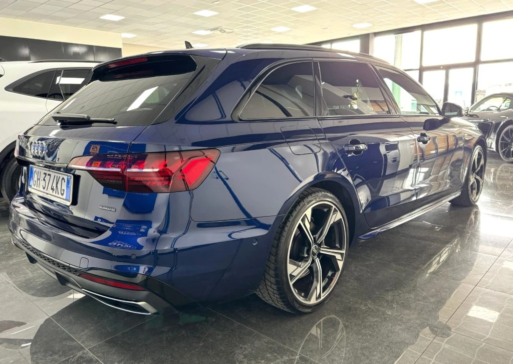 AUDI A4 Avant 40 TDI quattro S tronic S line edition - 3