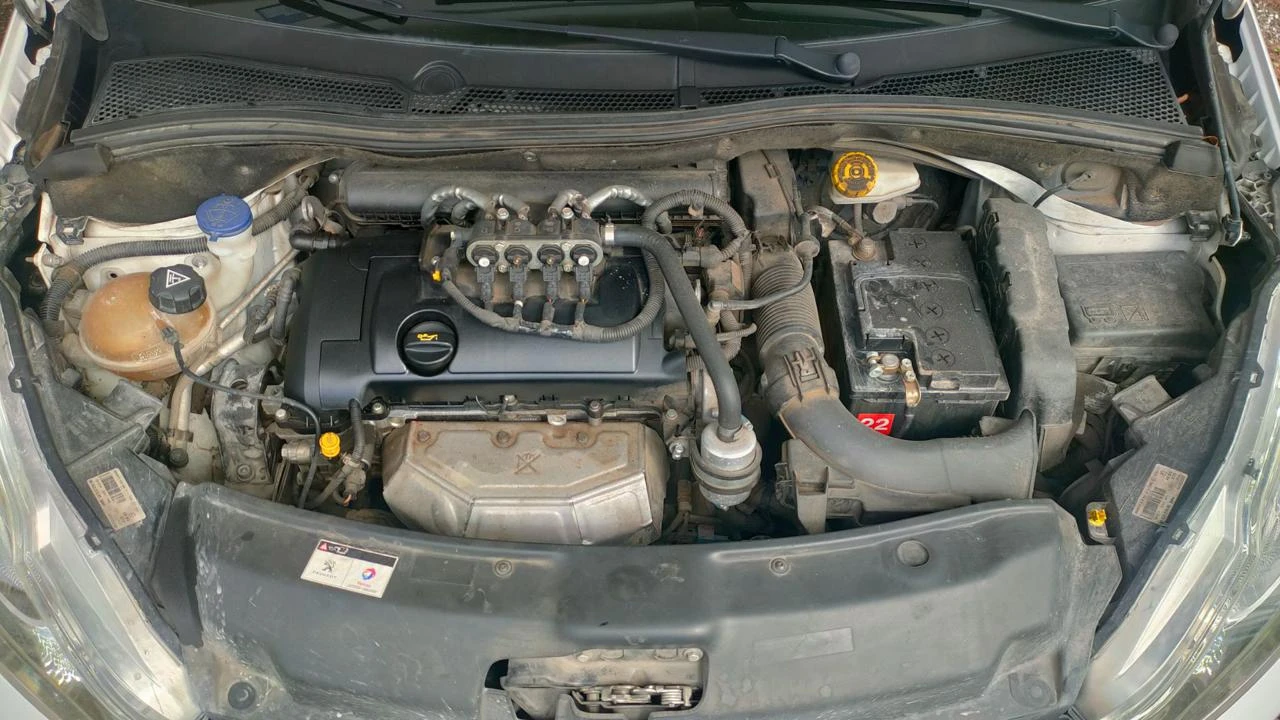 PEUGEOT 208 1.4 VTi 95 CV 5p. GPL OK NEOPATENTATI - 19