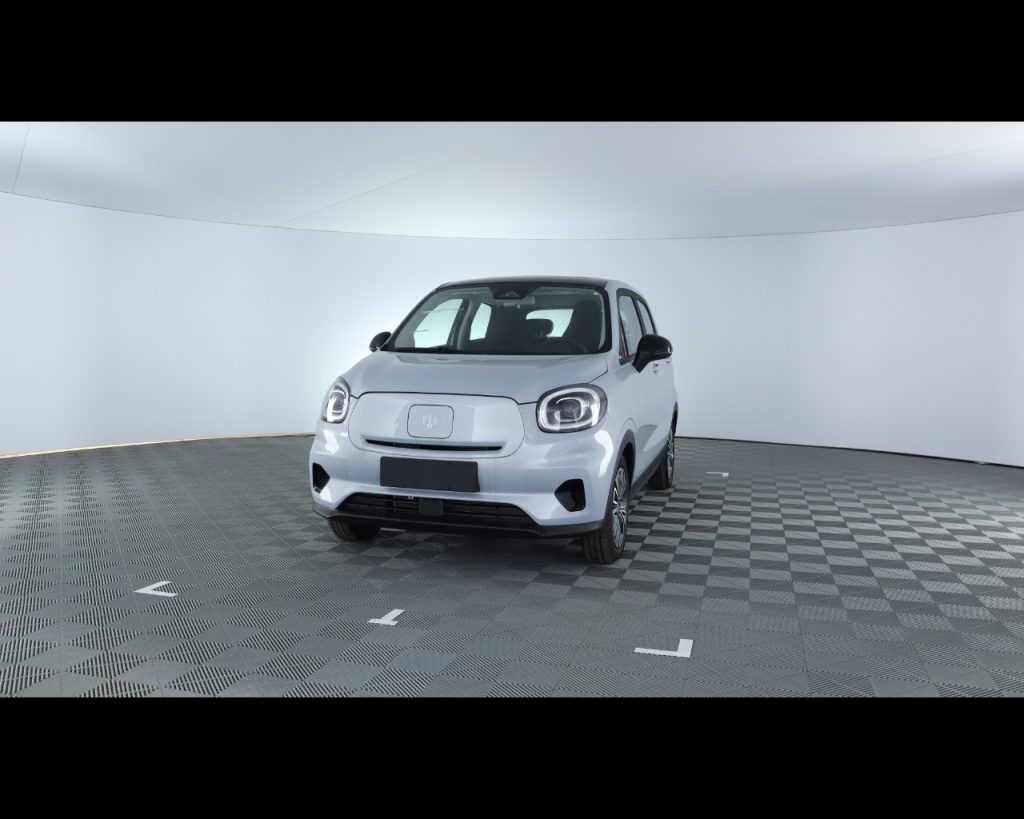 LEAPMOTOR T03 DESIGN - 3