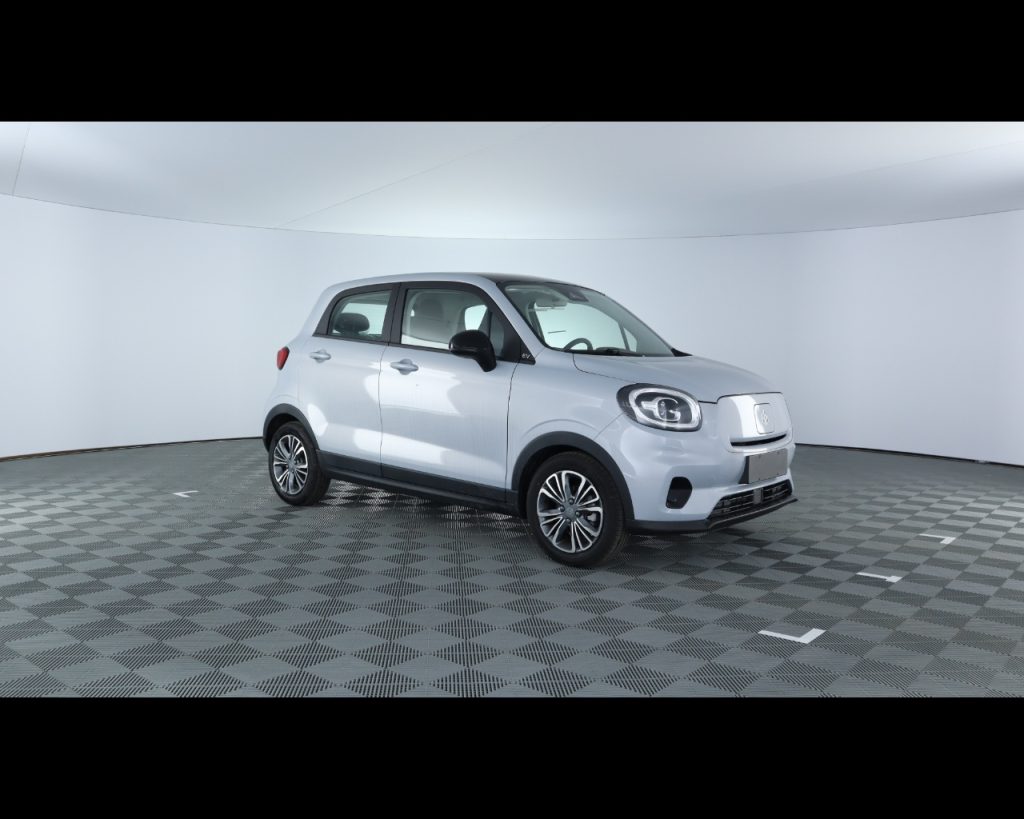 LEAPMOTOR T03 DESIGN - 6