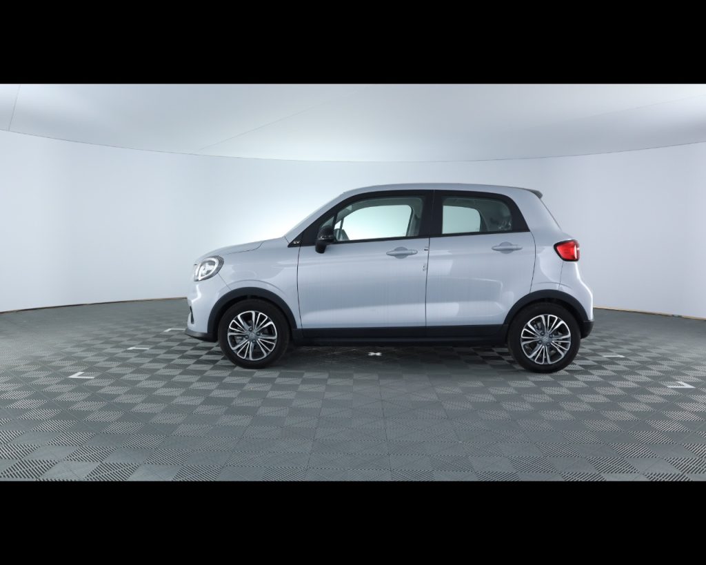 LEAPMOTOR T03 DESIGN - 16