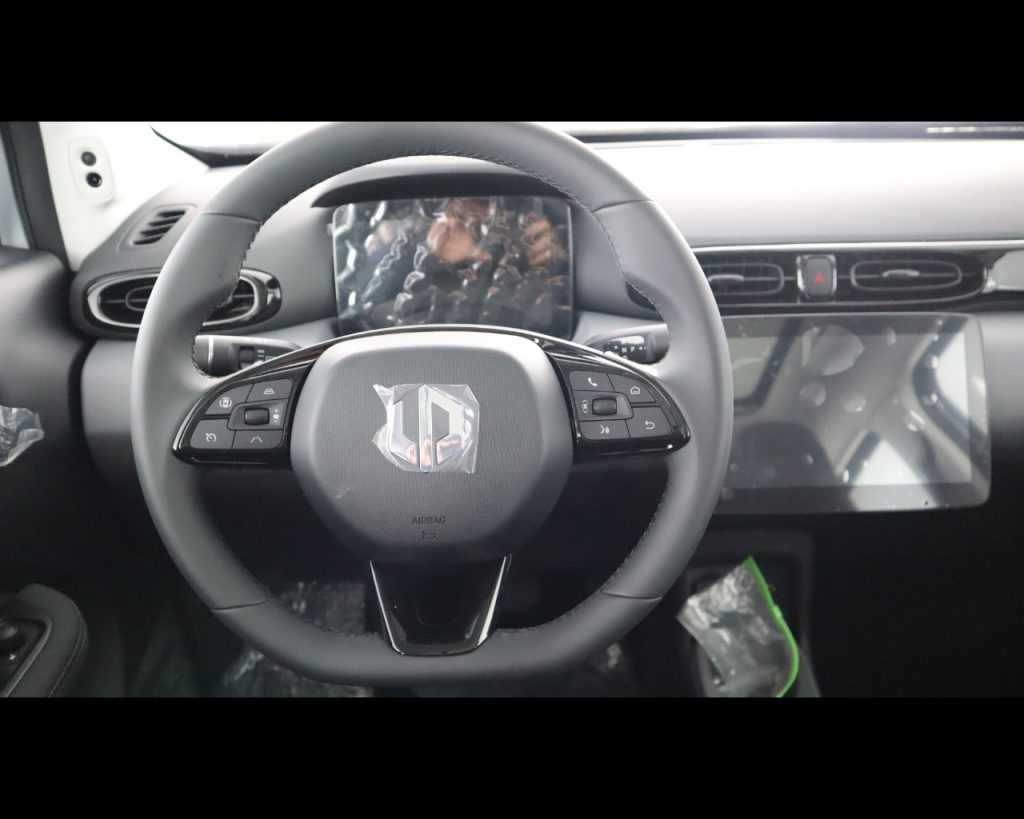 LEAPMOTOR T03 DESIGN - 19