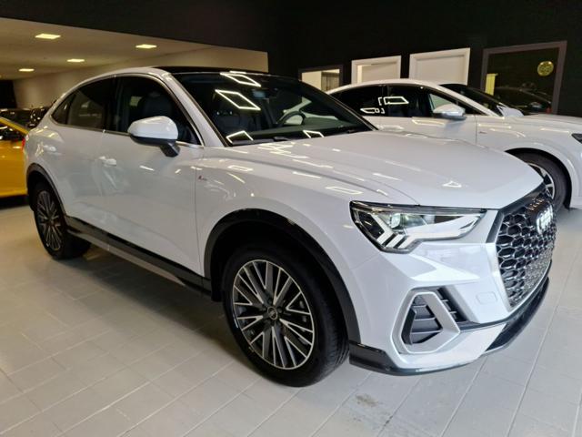 AUDI Q3 Bianco metallizzato