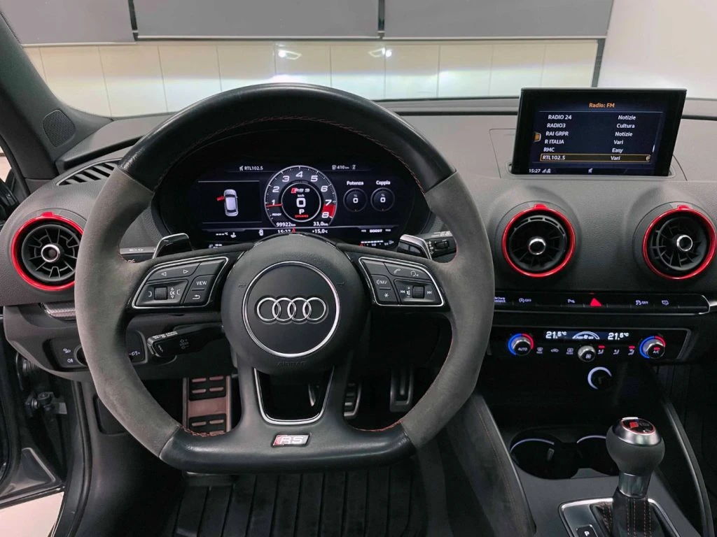 AUDI RS 3 SPORTBACK 2.5 TFSI QUATTRO S-TRONIC - 21