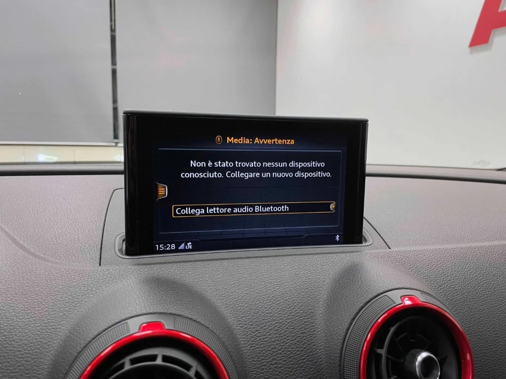 AUDI RS 3 SPORTBACK 2.5 TFSI QUATTRO S-TRONIC - 25
