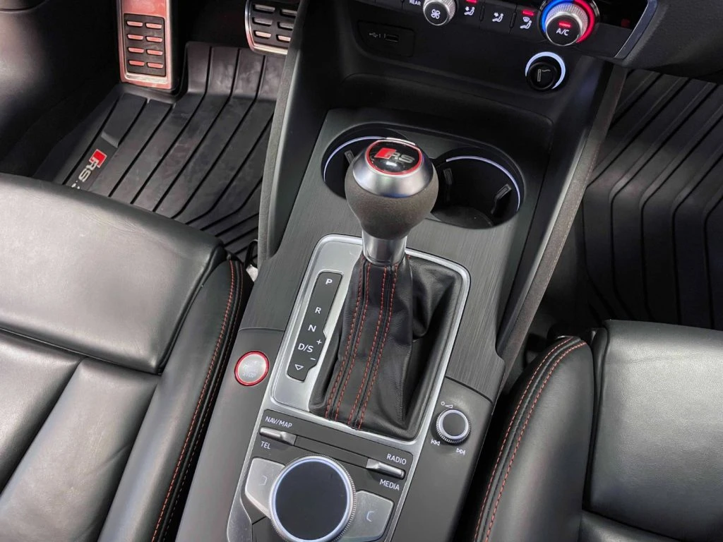 AUDI RS 3 SPORTBACK 2.5 TFSI QUATTRO S-TRONIC - 49