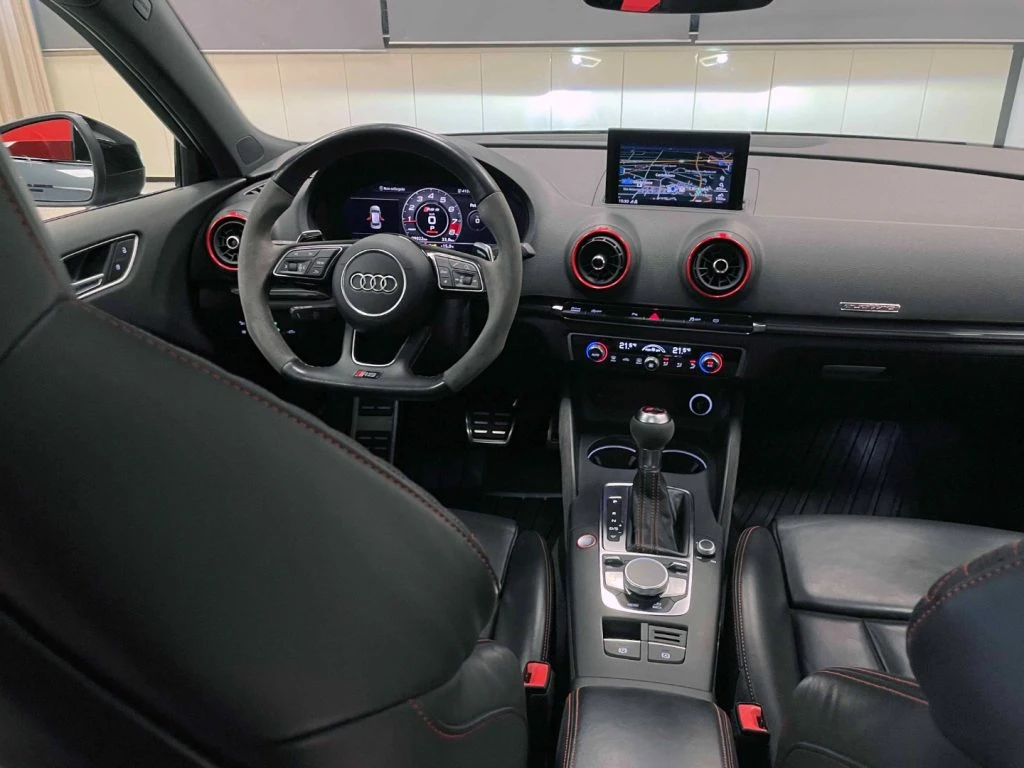 AUDI RS 3 SPORTBACK 2.5 TFSI QUATTRO S-TRONIC - 51
