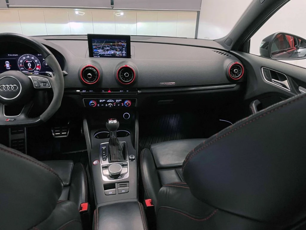 AUDI RS 3 SPORTBACK 2.5 TFSI QUATTRO S-TRONIC - 52