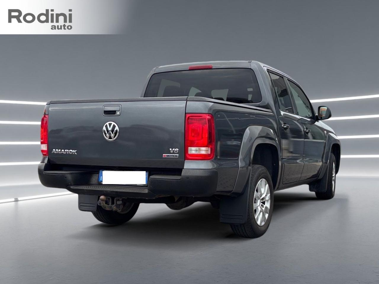 VOLKSWAGEN Amarok 3.0 V6 TDI 4MOTION BMT DC Comfortline - 4
