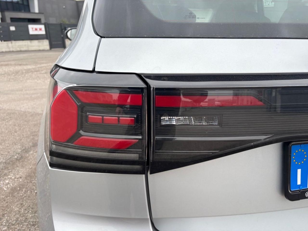 VOLKSWAGEN T-Cross 1.0 TSI Life - 19