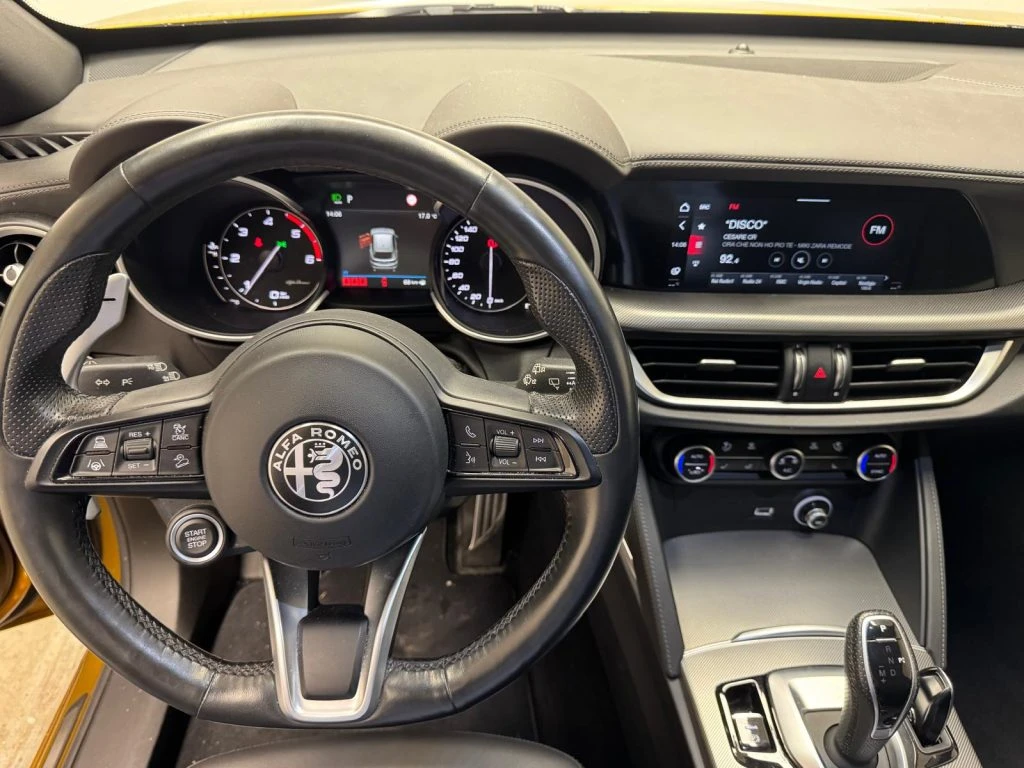 ALFA ROMEO Stelvio 2.2 t Veloce Q4 210cv auto - Grid Foto 19