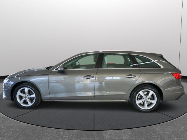 AUDI A4 22