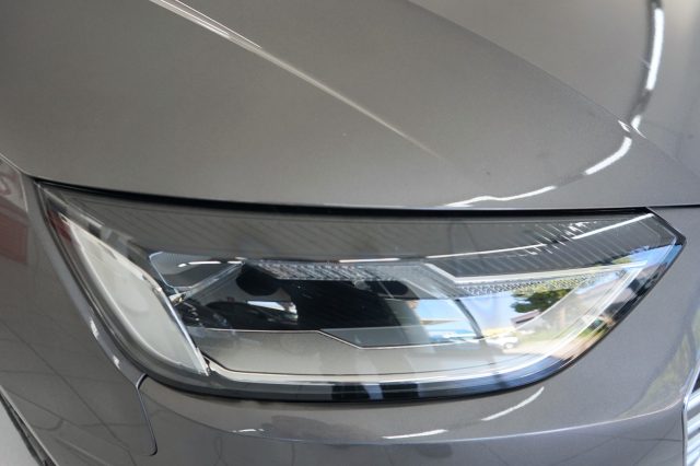 AUDI A4 26