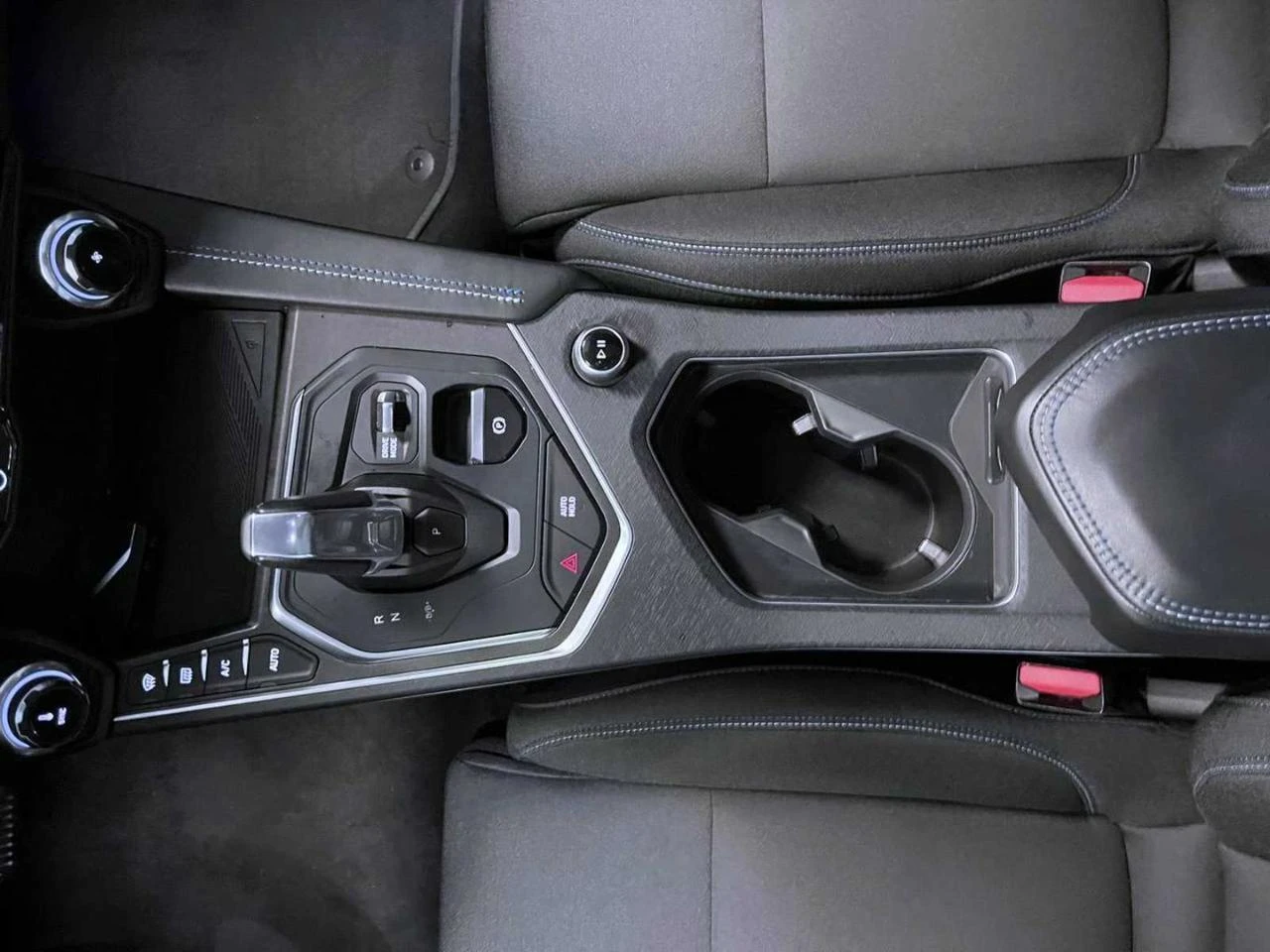 LYNK & CO 01 PHEV  CON.PROMO FIN - 35