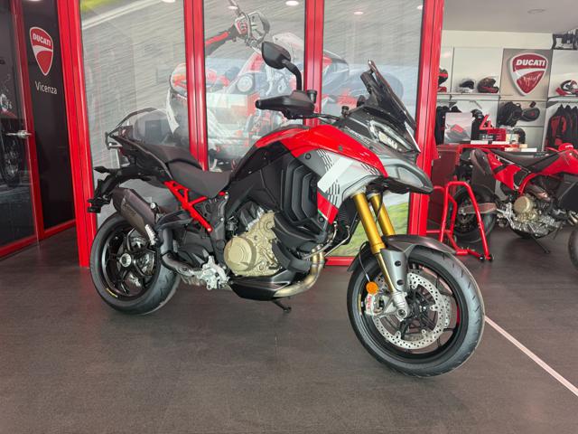 DUCATI Multistrada V4 S Rosso metallizzato
