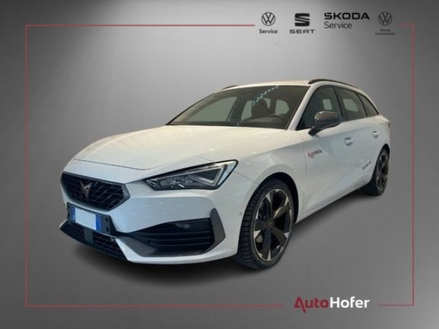 CUPRA Leon Weiß metallisiert