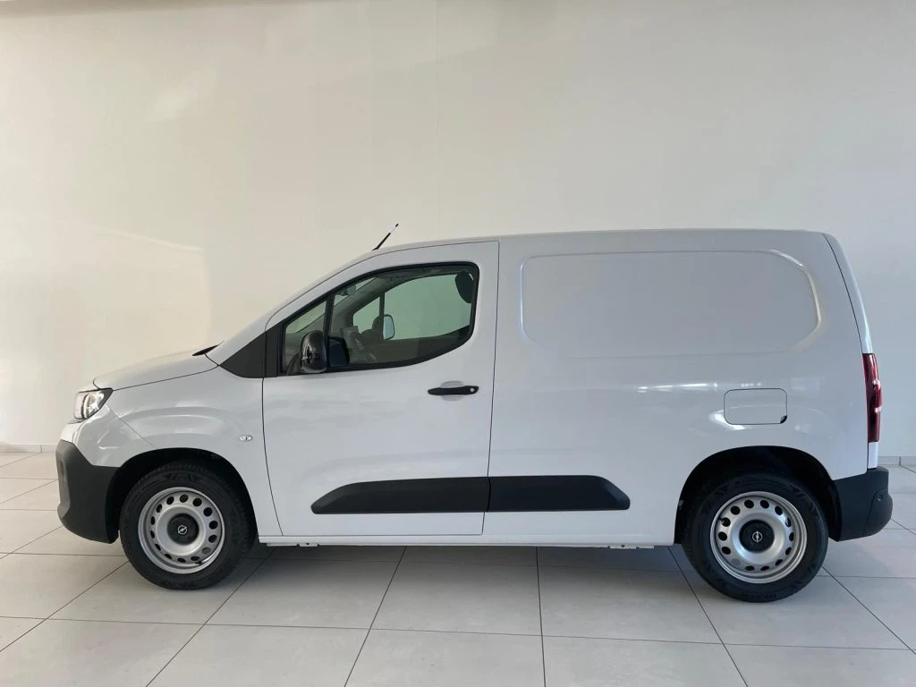 OPEL Combo cargo L1H1 1.5d 100cv S&S mt6 - Foto 2