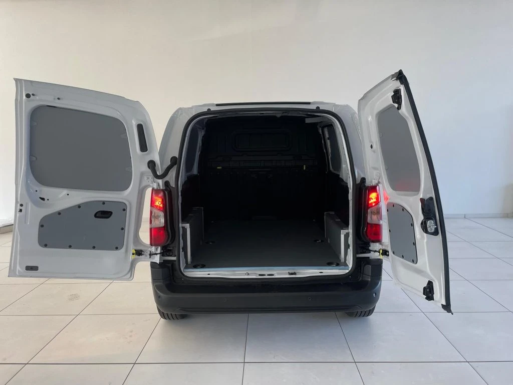 OPEL Combo cargo L1H1 1.5d 100cv S&S mt6 - Foto 5