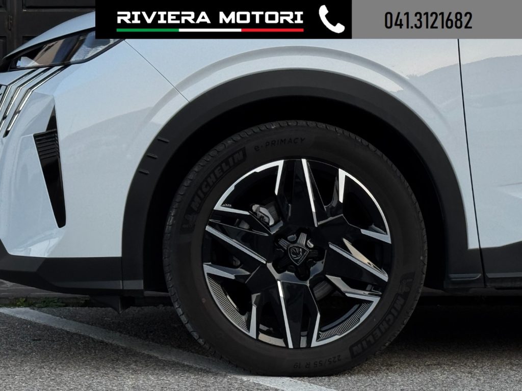 PEUGEOT 3008 Hybrid 145 e-DCS6 Allure - 14