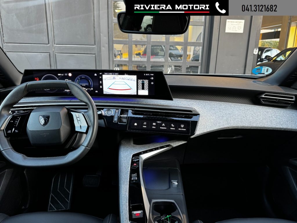 PEUGEOT 3008 Hybrid 145 e-DCS6 Allure - 6