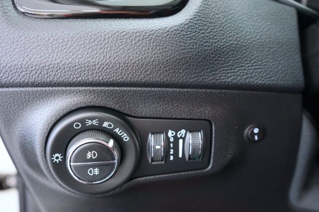 JEEP Compass 57
