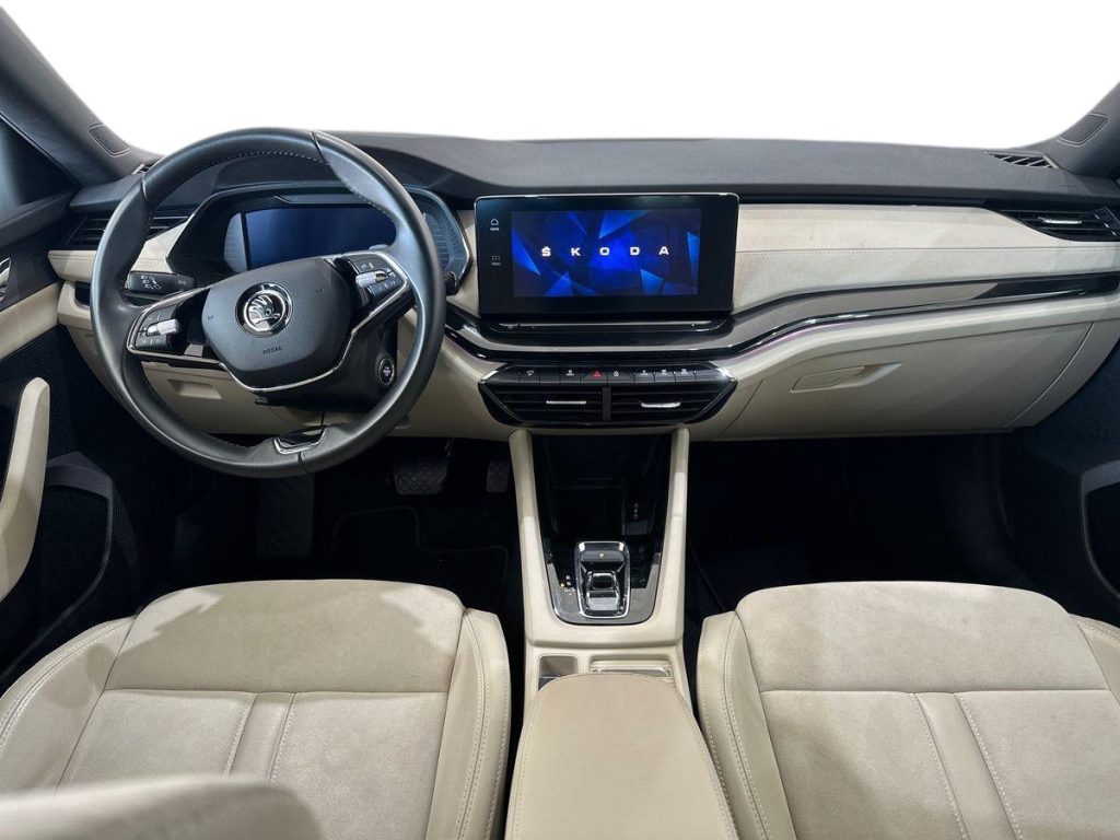 SKODA Octavia 1.5 e-TEC DSG Style - 7