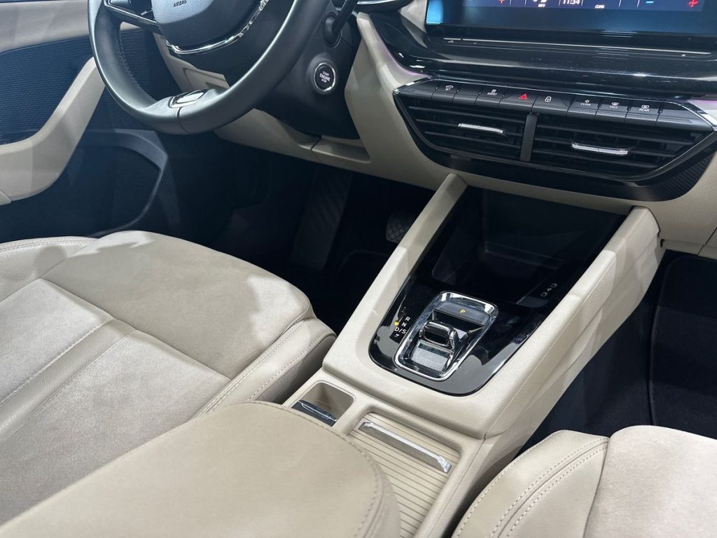 SKODA Octavia 1.5 e-TEC DSG Style - 8