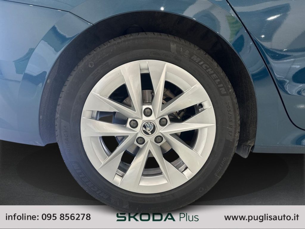 SKODA Octavia 1.5 e-TEC DSG Style - 14