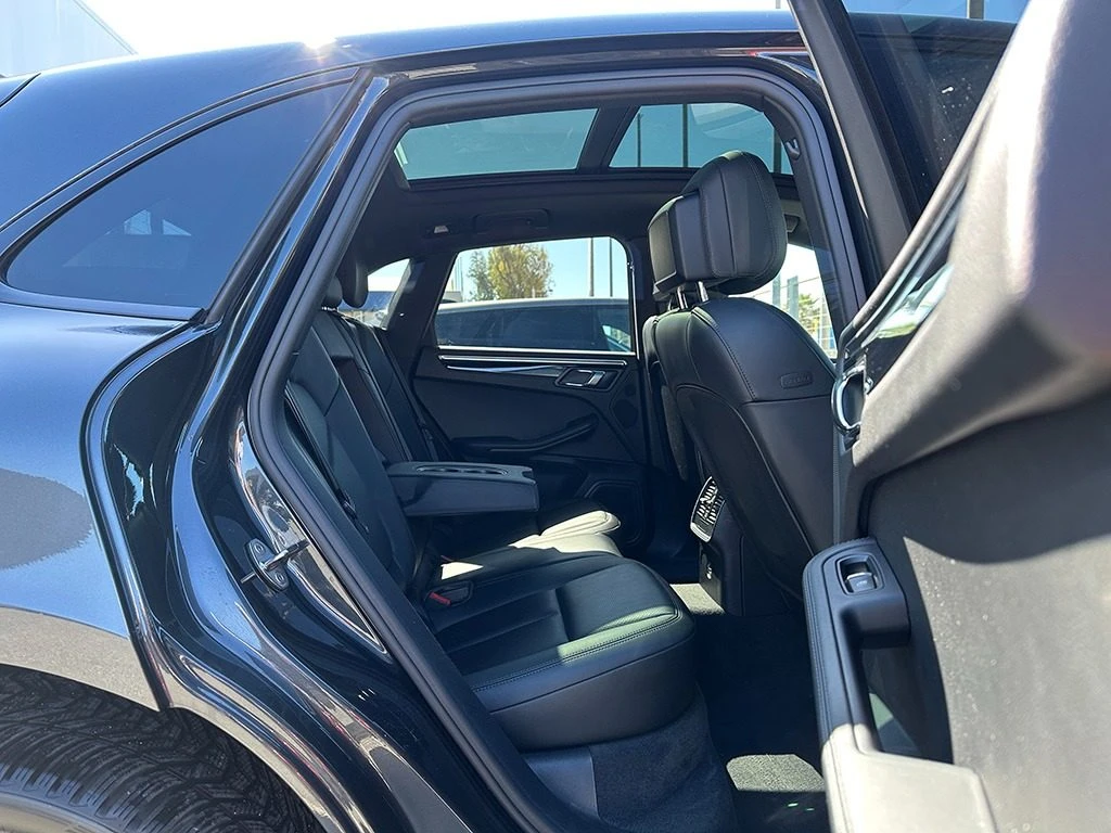 PORSCHE Macan 2.0 - 17